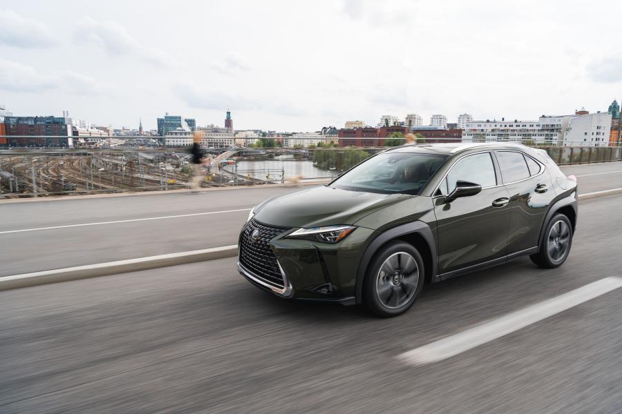  Lexus UX200 2019 года  (NA) (фото 3 из 32)